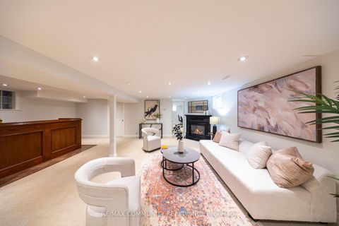 Photo 18 at 912 Walton Boulevard, Williamsburg, Whitby