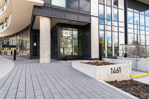 Photo 1 at 404 - 1461 Lawrence Ave W, Amesbury, Toronto