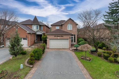 Photo 1 at 126 Redondo Drive E, Beverley Glen, Vaughan