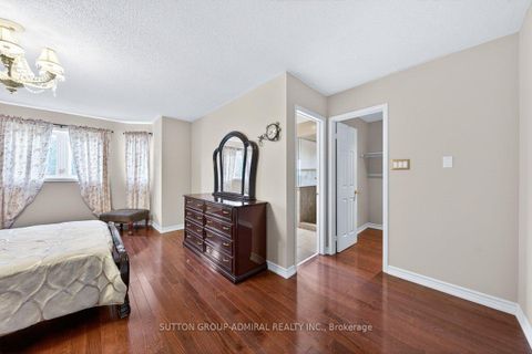 Photo 19 at 126 Redondo Drive E, Beverley Glen, Vaughan