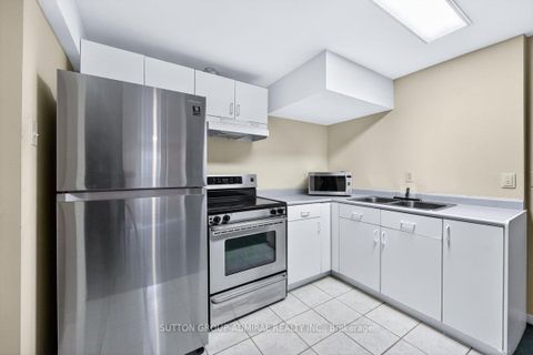 Photo 29 at 126 Redondo Drive E, Beverley Glen, Vaughan