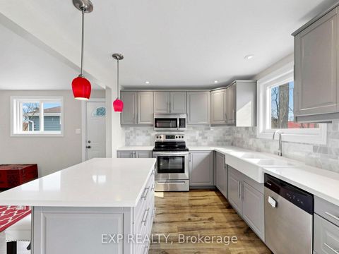 Photo 12 at 262 Woodycrest Avenue, Keswick South, Georgina