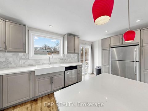 Photo 15 at 262 Woodycrest Avenue, Keswick South, Georgina