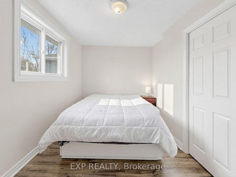 Photo 18 at 262 Woodycrest Avenue, Keswick South, Georgina