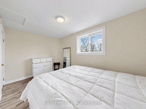 Photo 19 at 262 Woodycrest Avenue, Keswick South, Georgina