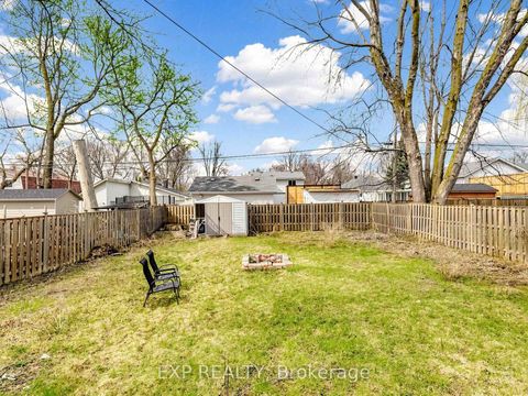 Photo 32 at 262 Woodycrest Avenue, Keswick South, Georgina