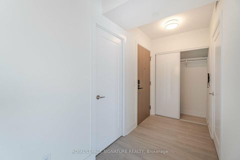 Photo 4 at 2705 - 10 Eva Road, Etobicoke West Mall, Toronto