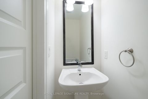 Photo 0 at 13 - 11 Eldora Avenue, Newtonbrook West, Toronto