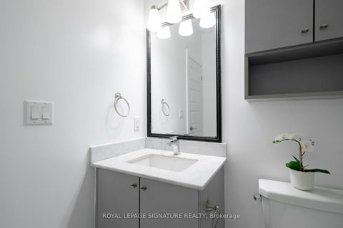 Photo 25 at 13 - 11 Eldora Avenue, Newtonbrook West, Toronto