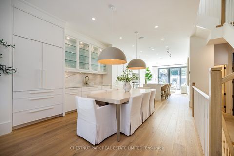 Photo 4 at 229 Sheldrake Boulevard, Mount Pleasant East, Toronto