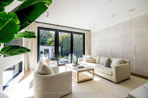 Photo 10 at 229 Sheldrake Boulevard, Mount Pleasant East, Toronto