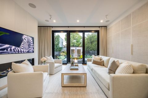 Photo 11 at 229 Sheldrake Boulevard, Mount Pleasant East, Toronto