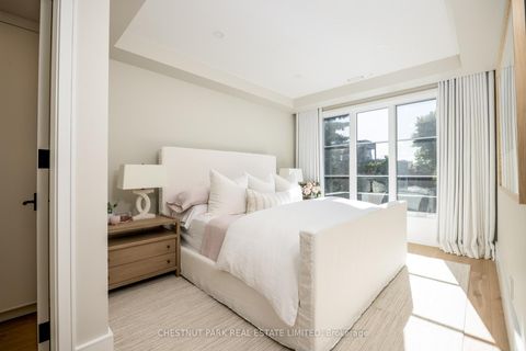 Photo 15 at 229 Sheldrake Boulevard, Mount Pleasant East, Toronto