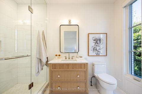 Photo 24 at 229 Sheldrake Boulevard, Mount Pleasant East, Toronto