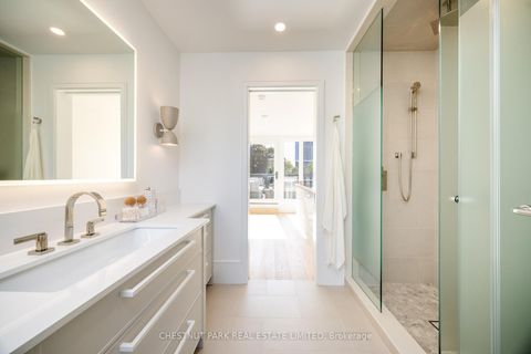 Photo 28 at 229 Sheldrake Boulevard, Mount Pleasant East, Toronto