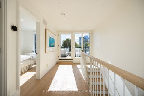 Photo 30 at 229 Sheldrake Boulevard, Mount Pleasant East, Toronto