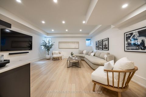 Photo 38 at 229 Sheldrake Boulevard, Mount Pleasant East, Toronto