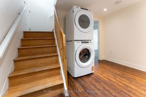 Photo 18 at 34 Barkwin Drive, Beaumonde Heights, Toronto