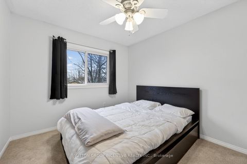 Photo 19 at 46 Bates Court, Painswick North, Barrie