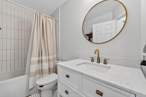 Photo 23 at 46 Bates Court, Painswick North, Barrie