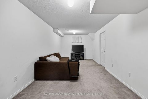 Photo 26 at 46 Bates Court, Painswick North, Barrie