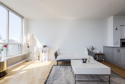 Photo 9 at 2009 - 228 Queens Quay W, Waterfront Communities C1, Toronto