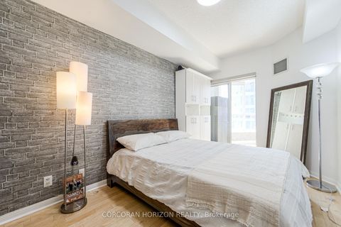 Photo 14 at 2009 - 228 Queens Quay W, Waterfront Communities C1, Toronto