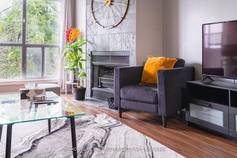 Photo 1 at 316 - 120 Bell Farm Road, Alliance, Barrie