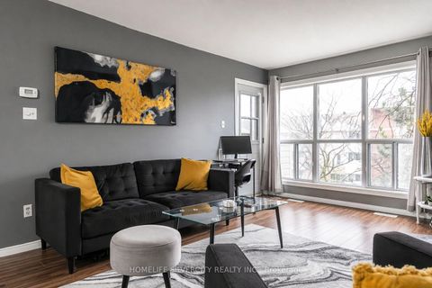 Photo 3 at 316 - 120 Bell Farm Road, Alliance, Barrie
