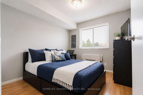 Photo 14 at 316 - 120 Bell Farm Road, Alliance, Barrie