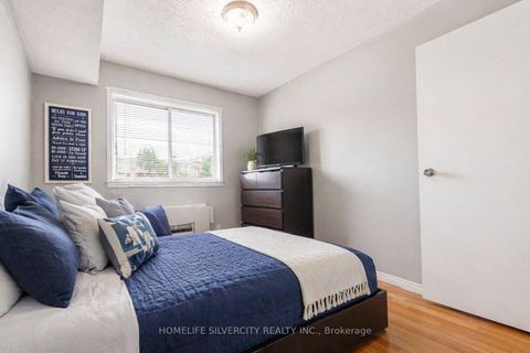Photo 15 at 316 - 120 Bell Farm Road, Alliance, Barrie