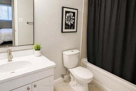 Photo 16 at 316 - 120 Bell Farm Road, Alliance, Barrie
