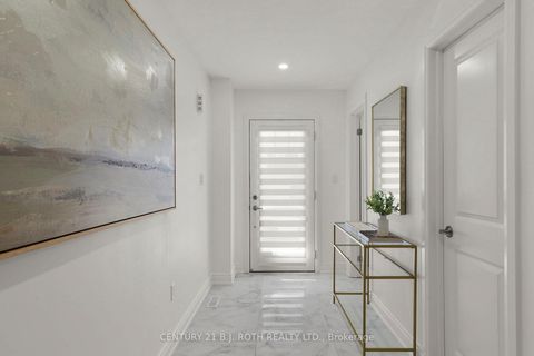 Photo 1 at 33 Brown Bear Street, Rural Barrie Southwest, Barrie