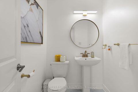 Photo 2 at 33 Brown Bear Street, Rural Barrie Southwest, Barrie