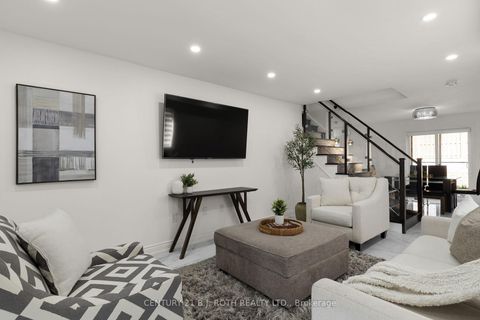 Photo 5 at 33 Brown Bear Street, Rural Barrie Southwest, Barrie