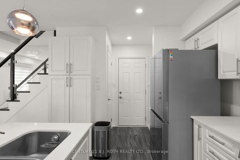 Photo 9 at 33 Brown Bear Street, Rural Barrie Southwest, Barrie