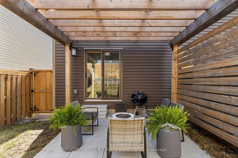 Photo 25 at 33 Brown Bear Street, Rural Barrie Southwest, Barrie