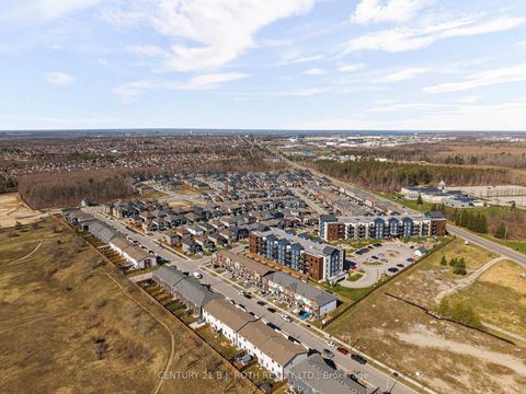 Photo 28 at 33 Brown Bear Street, Rural Barrie Southwest, Barrie