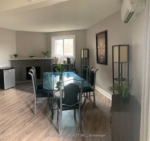 Photo 3 at 14 - 3100 Kingston Road, Cliffcrest, Toronto