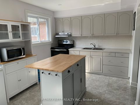 Photo 6 at 14 - 3100 Kingston Road, Cliffcrest, Toronto