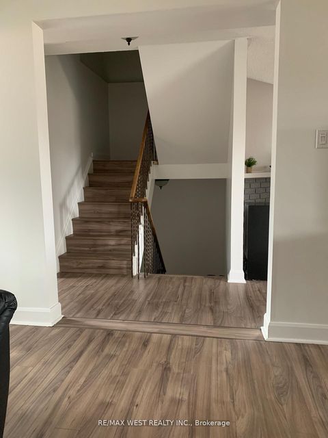 Photo 8 at 14 - 3100 Kingston Road, Cliffcrest, Toronto