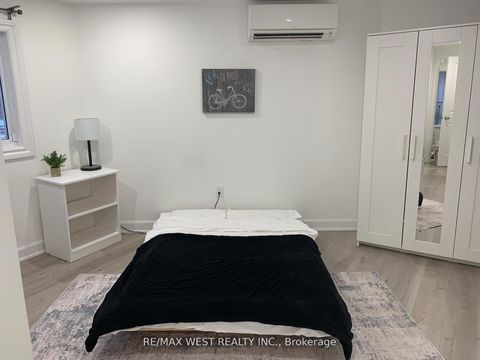 Photo 17 at 14 - 3100 Kingston Road, Cliffcrest, Toronto