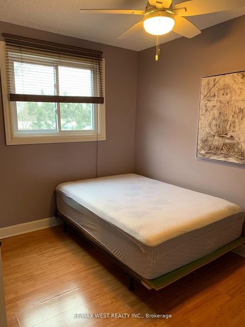 Photo 34 at 14 - 3100 Kingston Road, Cliffcrest, Toronto