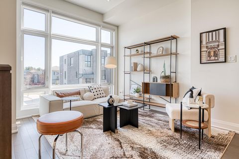 Photo 11 at 10 Hesperus Road, Patterson, Vaughan