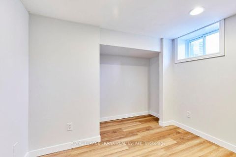 Photo 32 at 319 Dovedale Drive, Downtown Whitby, Whitby