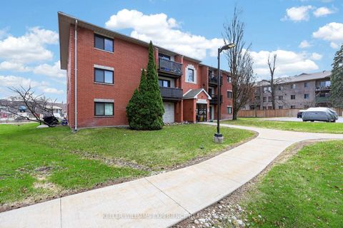 Photo 2 at C4 - 183 Edgehill Drive, Letitia Heights, Barrie