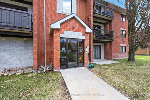 Photo 3 at C4 - 183 Edgehill Drive, Letitia Heights, Barrie