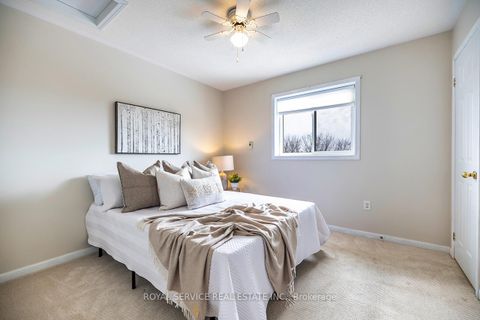 Photo 18 at 169 Scottsdale Drive, Bowmanville, Clarington
