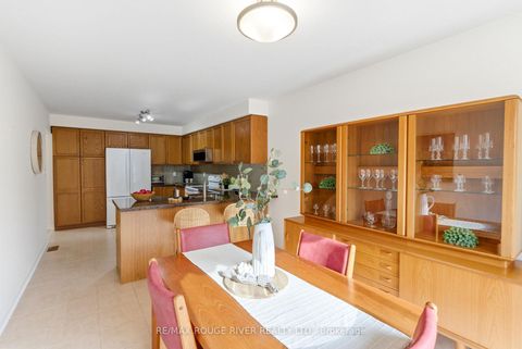 Photo 12 at 1154 Meath Drive, Pinecrest, Oshawa