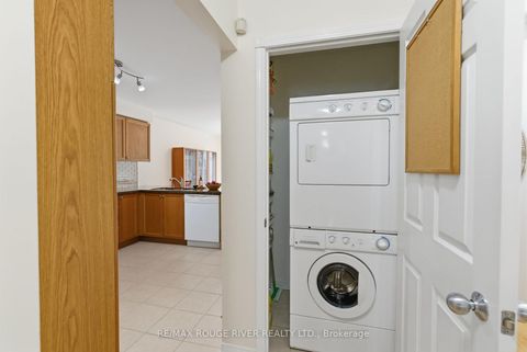 Photo 14 at 1154 Meath Drive, Pinecrest, Oshawa